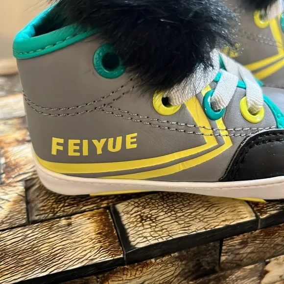 Host Pick🎈FEIYUE Baby Unisex Delta Mid Animal Fur-Lined Shoes Gorilla - Size 2 - Picture 11 of 16